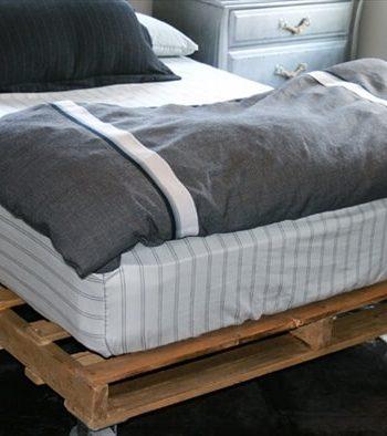 pallet bed frame