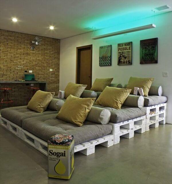 pallet theatre seating