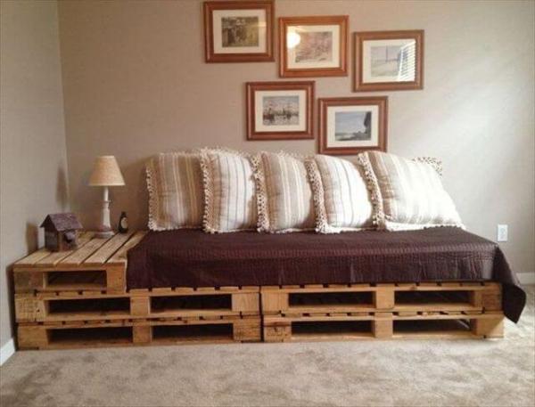 Comfortable Pallet Sofa for Your Lounge 