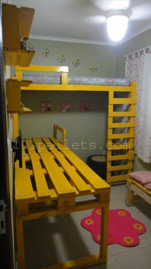 Daughter Room Decor with Pallets