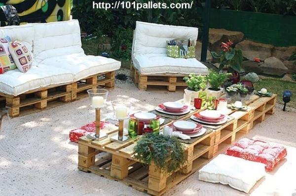 Great Recycled Pallet Work for Garden
