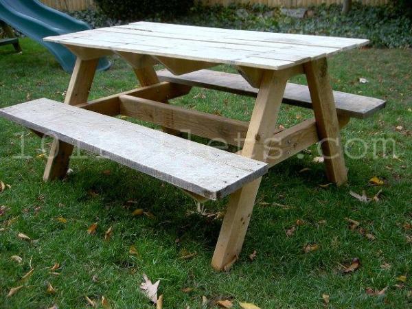 pallet picnic table