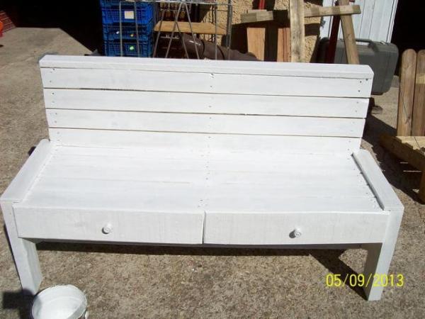 Pallet Bench with Drawers