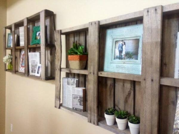 DIY Pallet Shelves