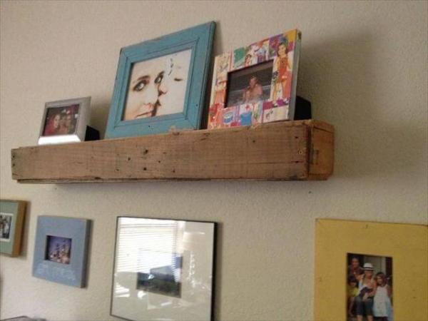 DIY Pallet Shelves