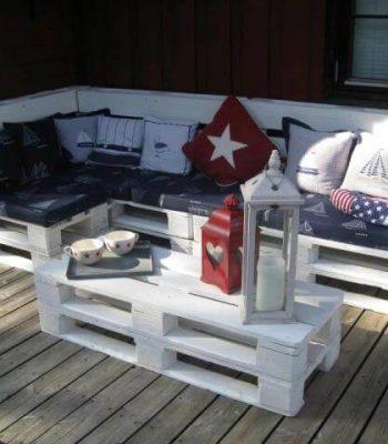 DIY Pallet Furniture for Terrace