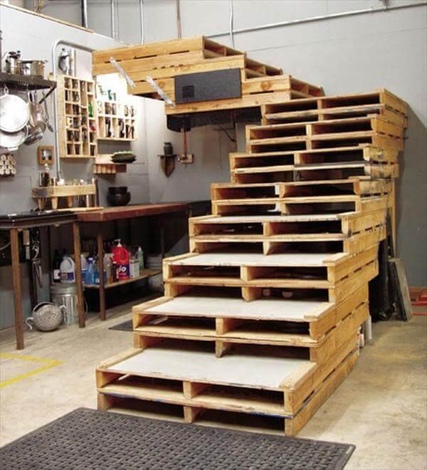 upcycled pallet stair