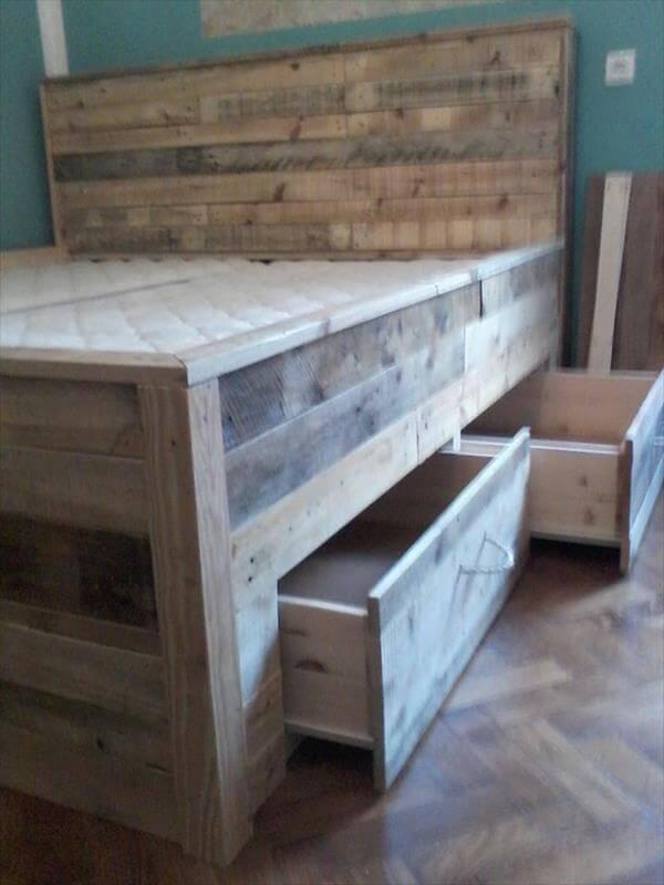 Pallet Bed Tutorial Builtin Drawers under The Bed 101 Pallets