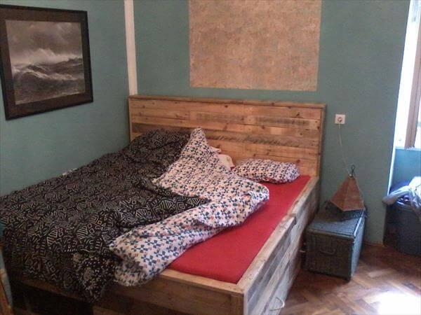 pallet bed with drawers