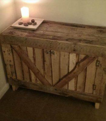 Recycled Pallet Side Table