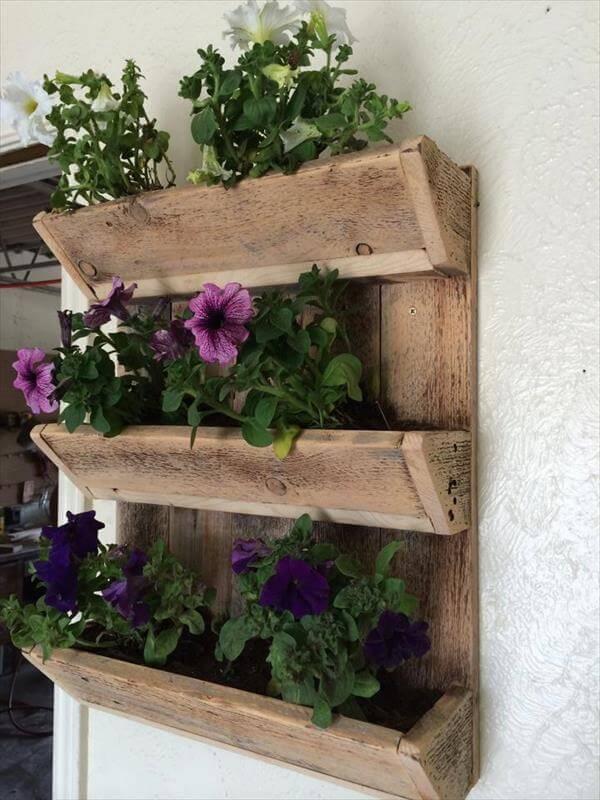 DIY Triple Bunk Wall Planter – 101 Pallets