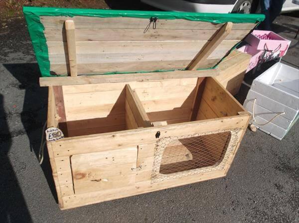 recycled pallet small animal hutch