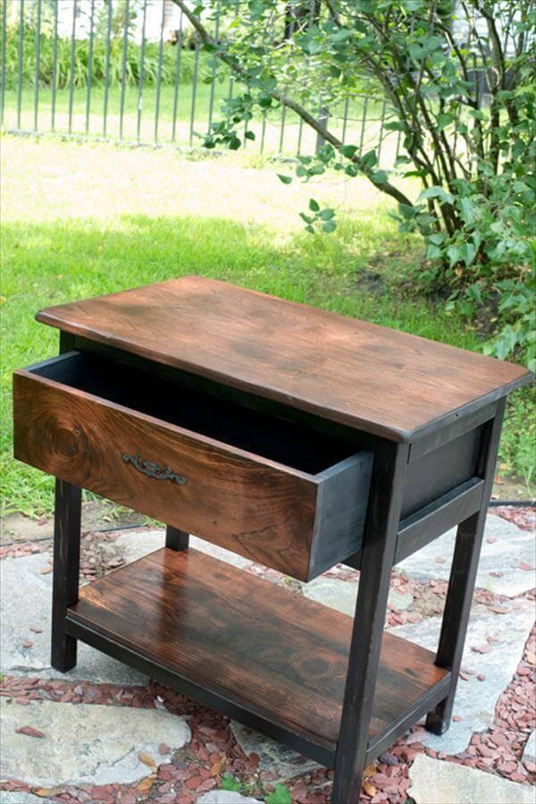 repurposed pallet end table and nightstand