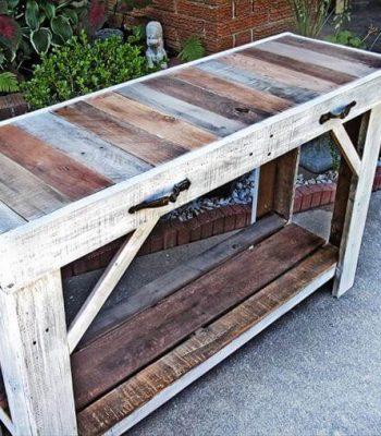 recycled pallet side table and entry way table