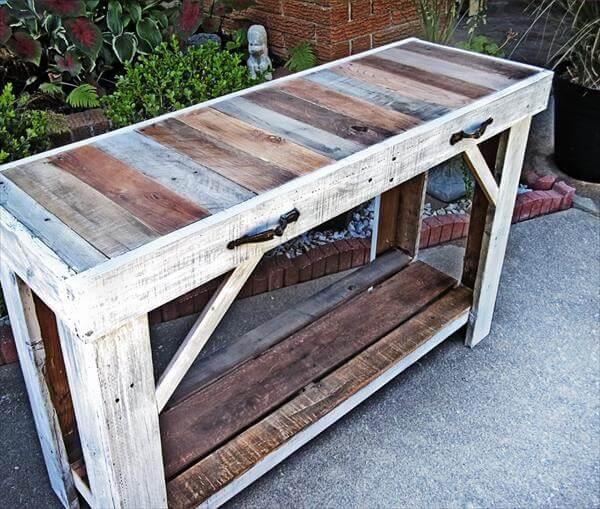 recycled pallet side table and entry way table