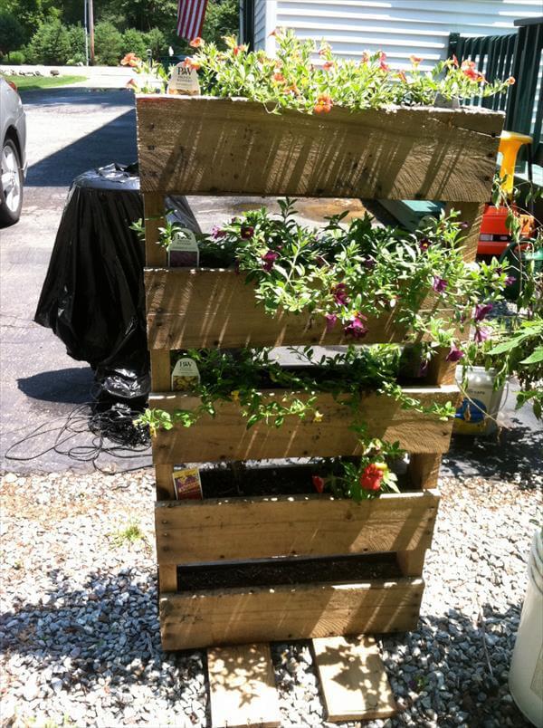 upcycled pallet garden planter