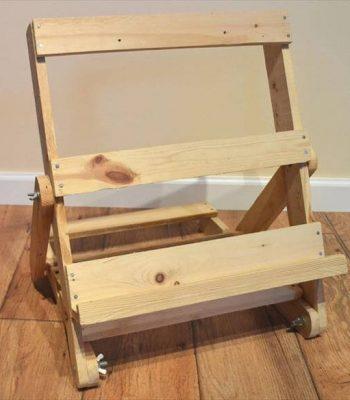 recycled pallet easel and display stand