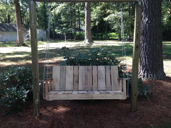DIY Pallet Outdoor Two-seated Swing – 101 Pallets Pallet Patio Swing