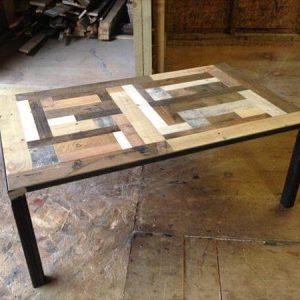 recycled pallet and metal coffee table