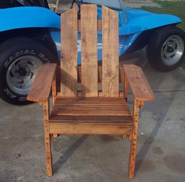 recycled pallet chair
