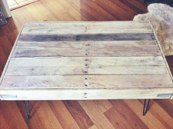 recycled pallet coffee table with metal legs