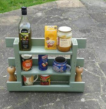 repurposed pallet kitchen spice rack