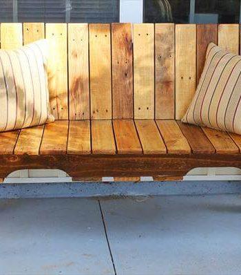 recycled pallet sitting bench