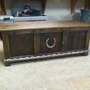 vintage inspired pallet chest and mudroom bench