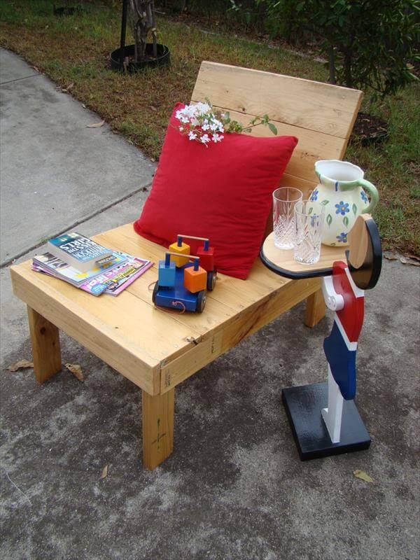 upcycled pallet outdoor chair furniture plan