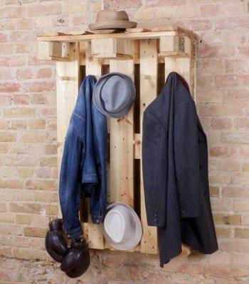 wall hanging coat rack made of pallets