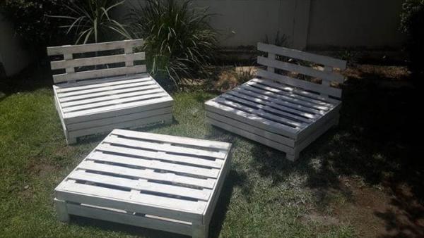 Diy Designed Pallet Patio Furniture Set, How To Make Garden Table From Pallets