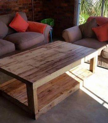 handmade wooden pallet coffee table