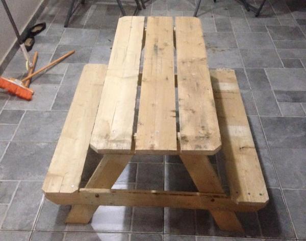 Pallet Bench Diy Youtube