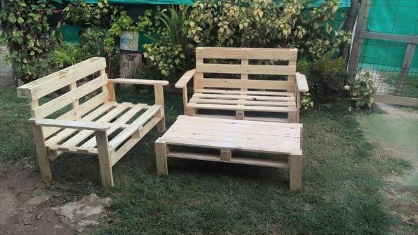 DIY Pallet Outdoor Seating Ideas - 101 Pallets
