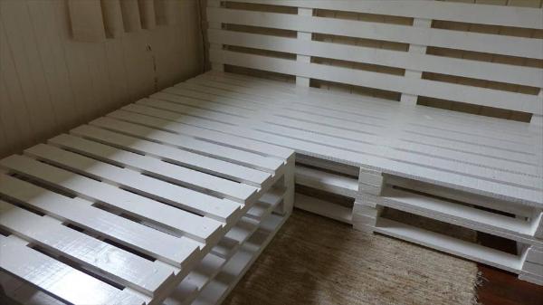 Diy Pallet Corner Sofa Frame 101 Pallets, How To Make A Corner Sofa Out Of Pallets