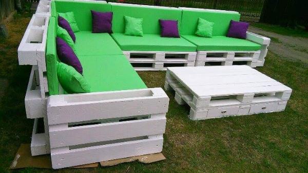 Recycled pallet giant corner sofa set