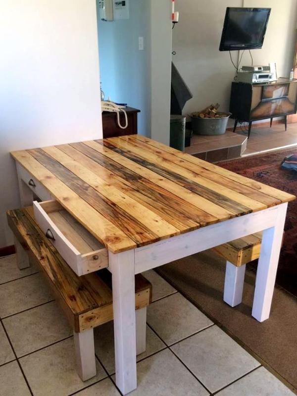 Pallet Dining Table And Bench 101 Pallets, Diy Pallet Dining Table