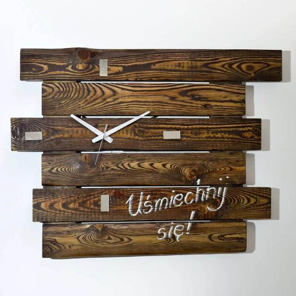 no-cost wooden pallet accent wall clock