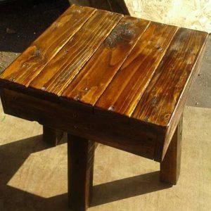Recycled pallet stool