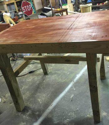laminated wooden pallet table
