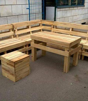 recycled pallet outdoor L-shape sofa
