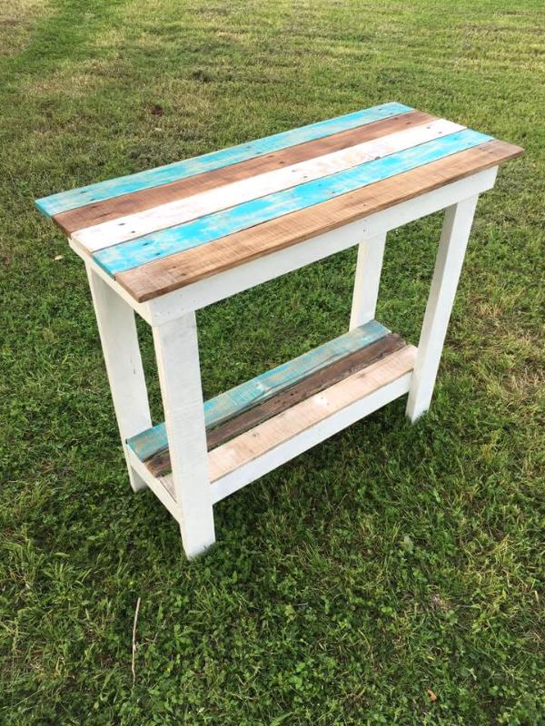 handmade wooden pallet table