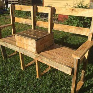 Wooden pallet bench with cooler