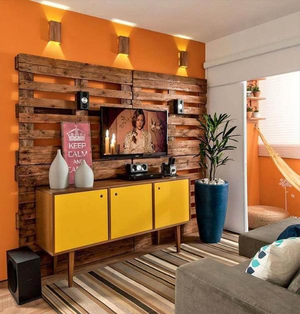 upcycled wooden pallet entertainment center