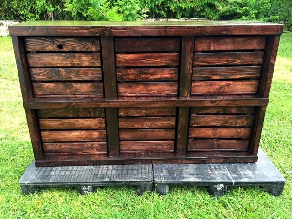 Diy Pallet Wood And Crate Dresser 101 Pallets