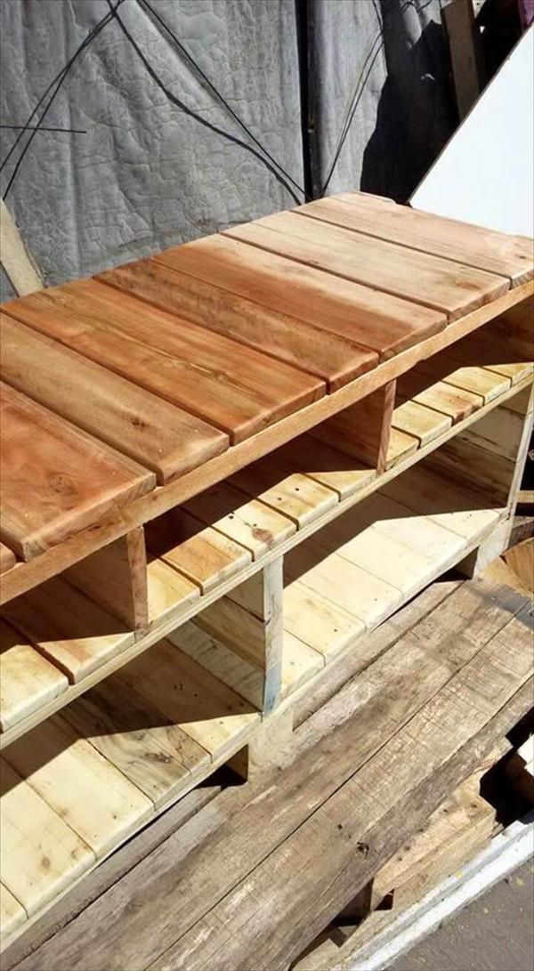 repurposed wooden pallet media console or TV stand