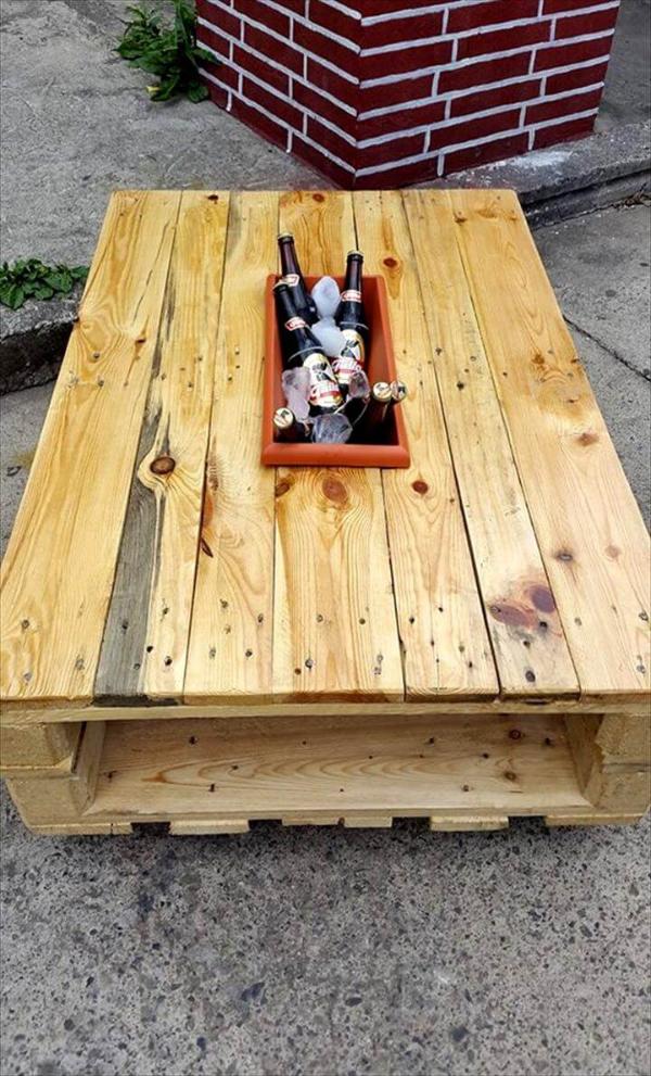wooden pallet icebox coffee table