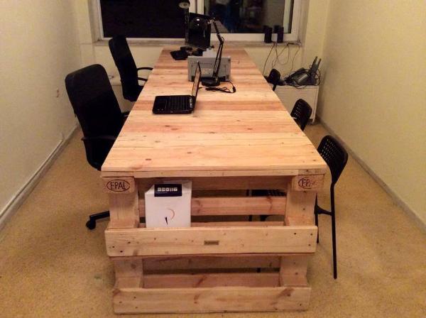 Diy Pallet Office Desk 101 Pallets