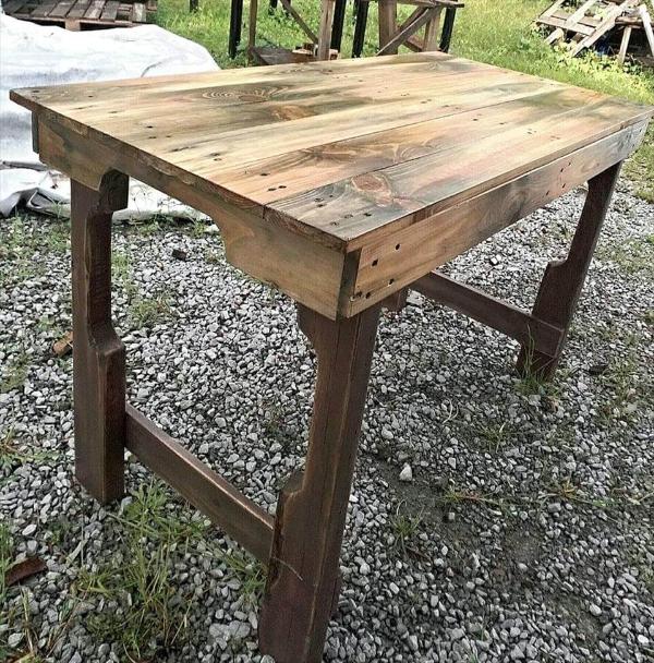 Scorched Pallet Table 101 Pallets 4086