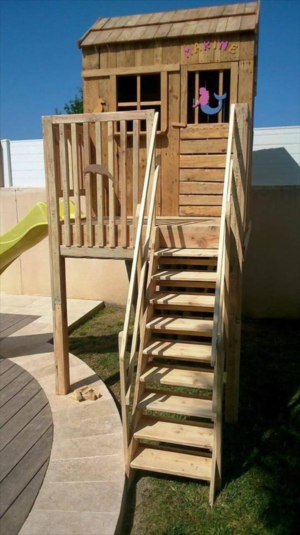 cute pallet play house for kids